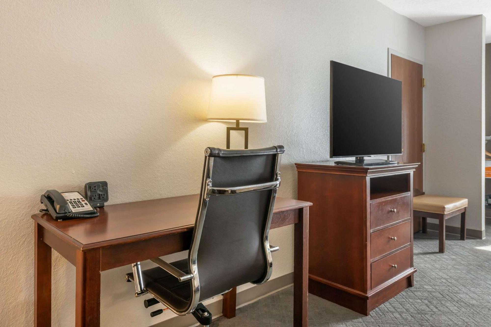Hotel Comfort North Ocala
